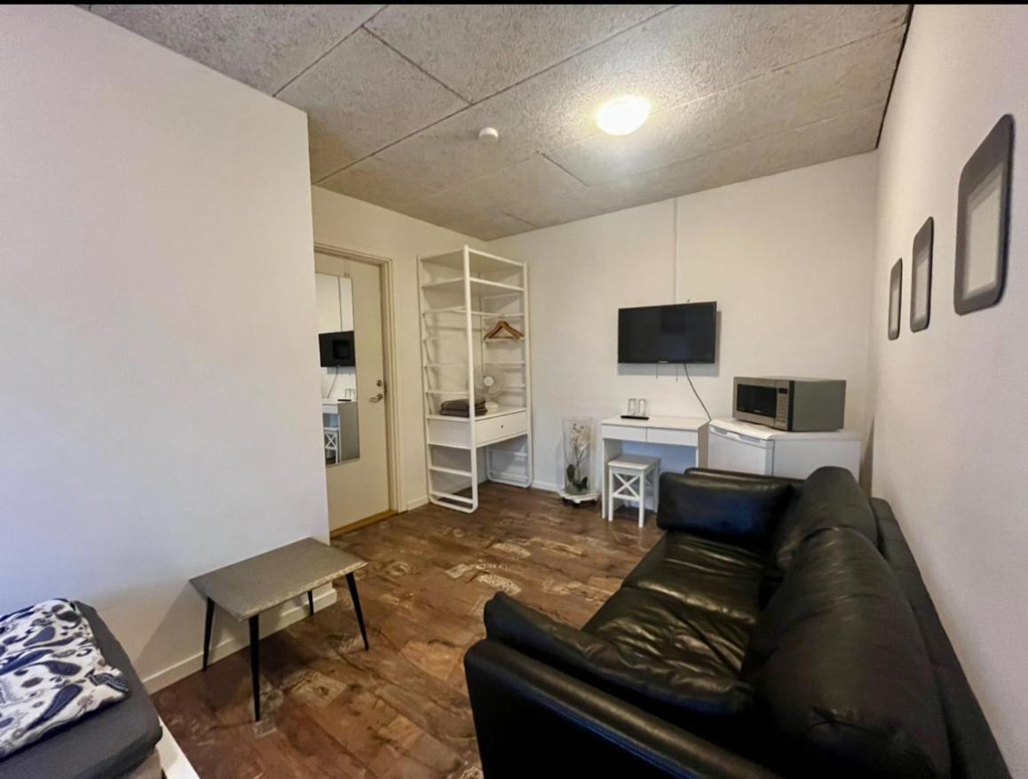 Barneys Rooms Hundige Exterior photo
